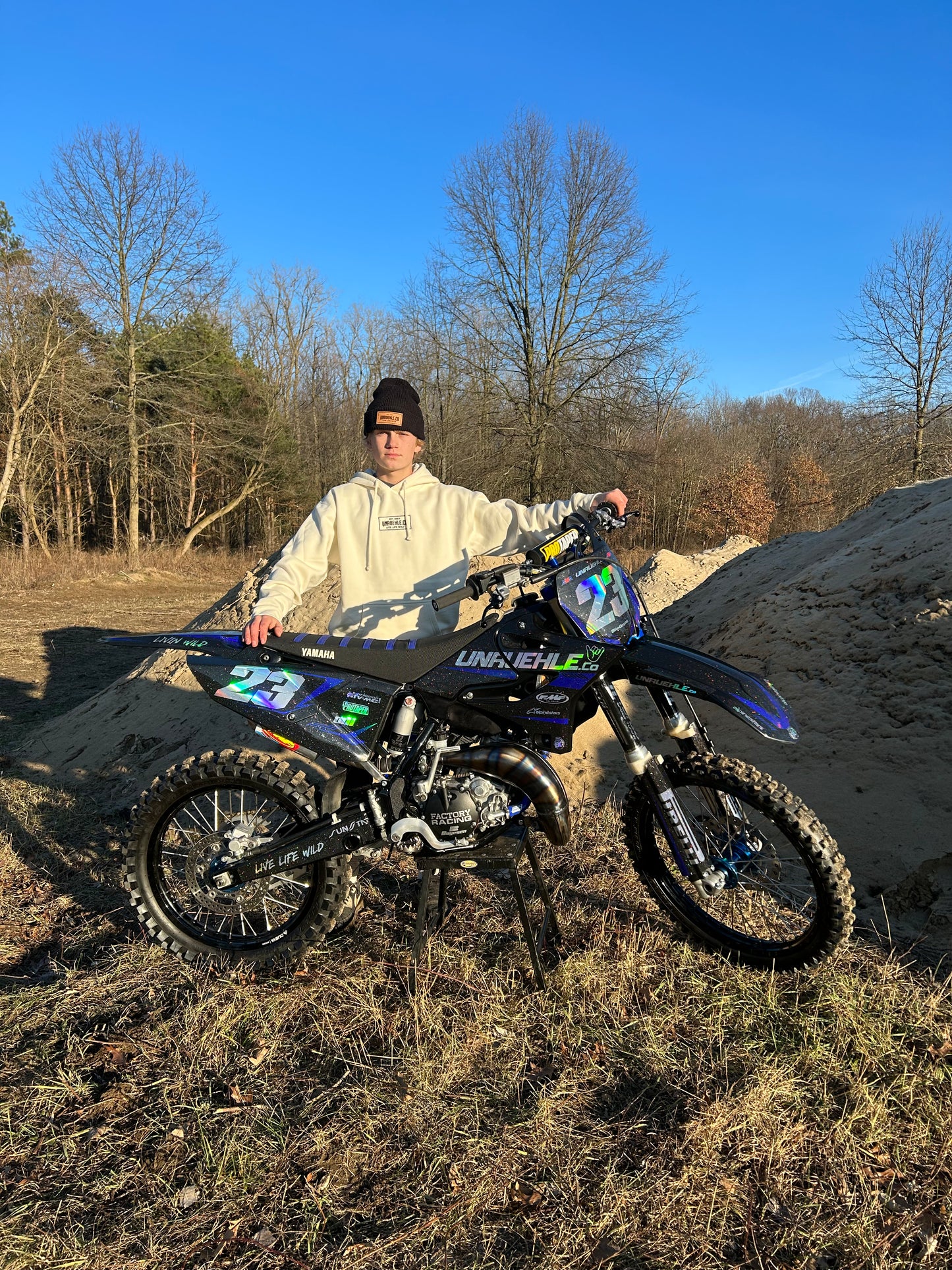 BONE UNRUEHLE Sweatshirt