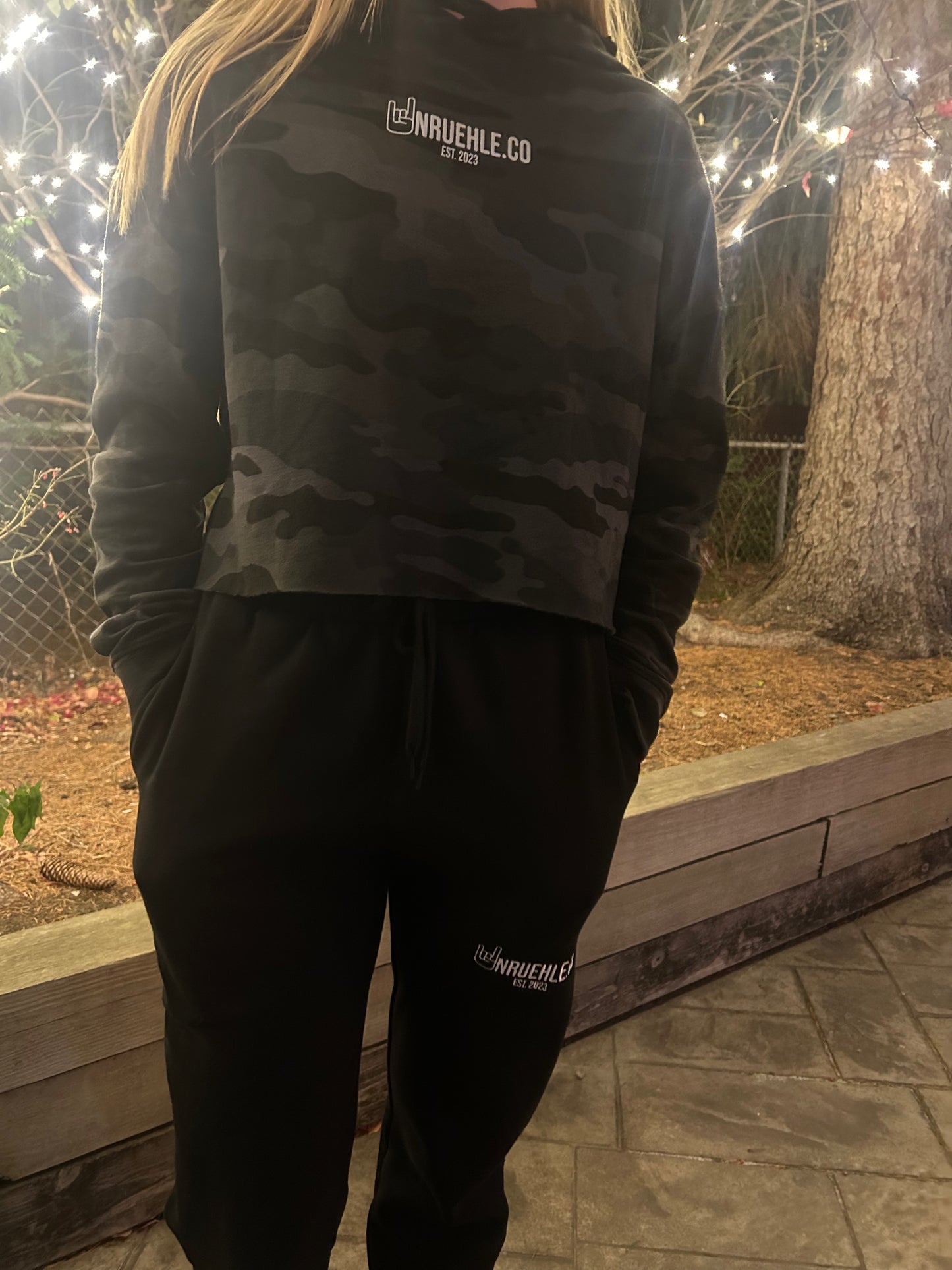 UNRUEHLE Women's Sweatpants